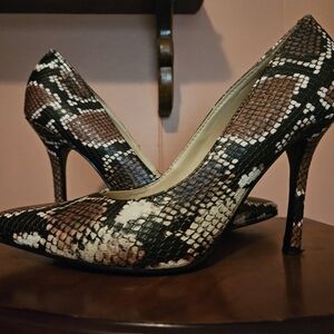 Nine West Snake-Print Pointed Stiletto Pumps in Brown Black White